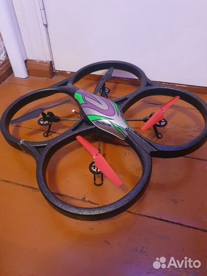 Квадрокоптер WLtoys