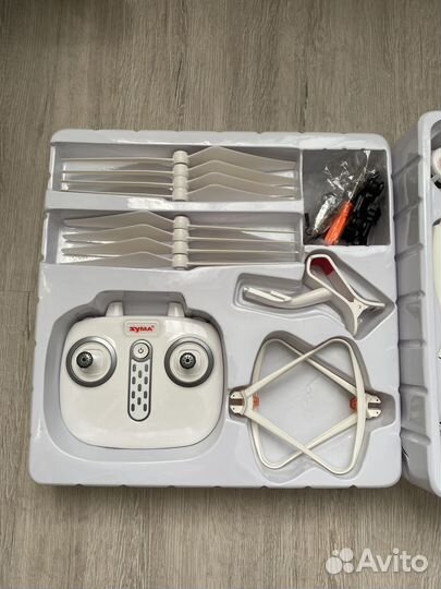 Квадрокоптер Syma x8pro