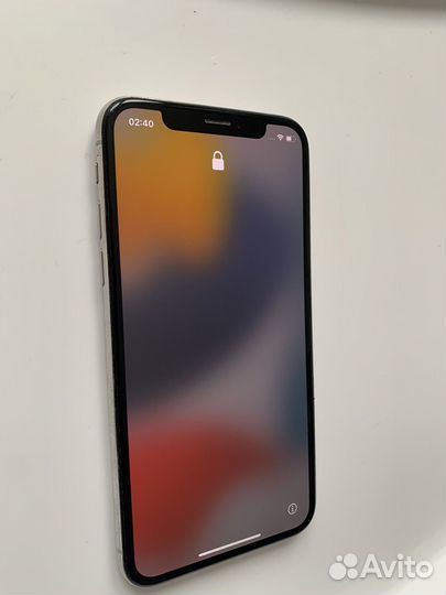 iPhone X, 64 ГБ