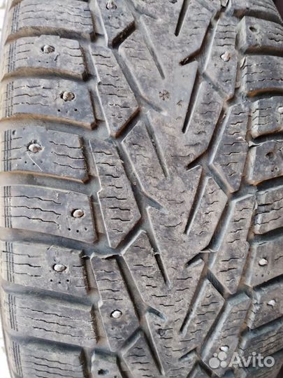 Nokian Tyres Nordman 7 SUV 215/65 R16 102