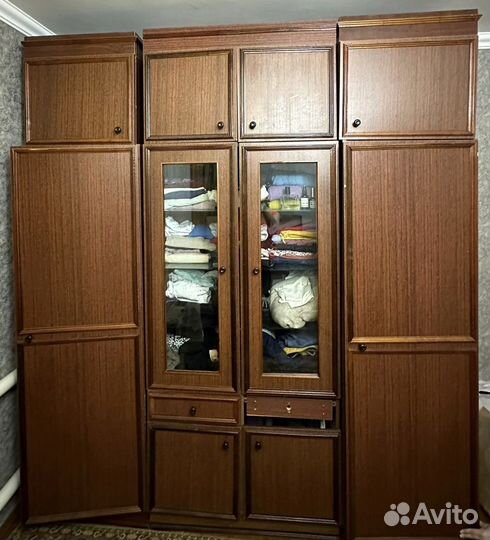 Шкаф стенка