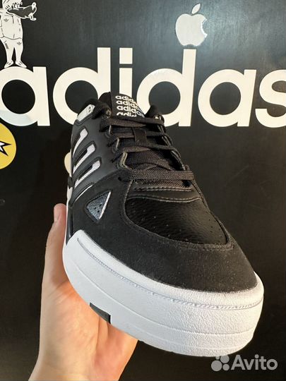 Кроссовки adidas размер 42,5