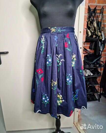 48-52 Новая юбка с цветами
