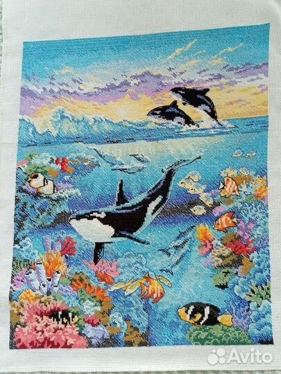 Картина вышитая крестиком, Море и касатки