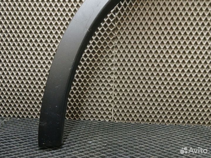 Накладка крыла задняя левая Nissan Qashqai J10