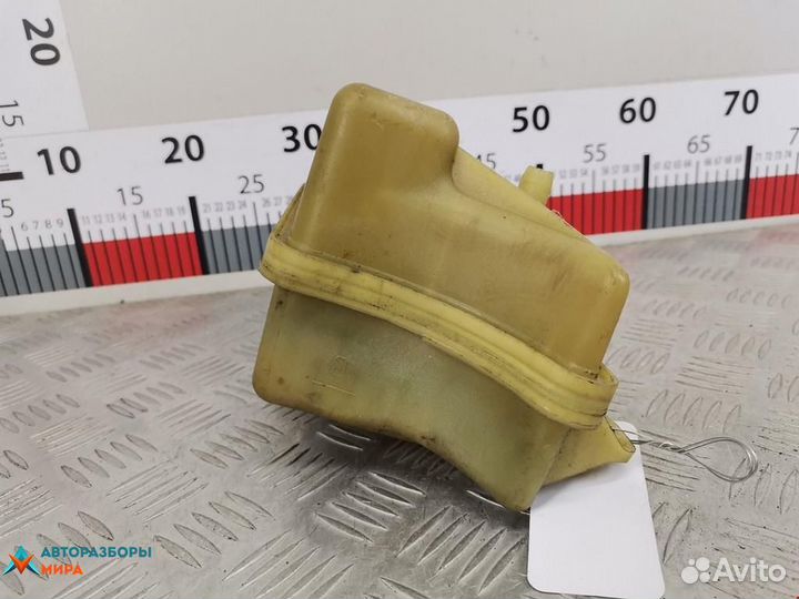 Бачок расширительный Toyota Avensis (T220) рест