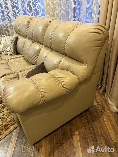 Диван и кресло