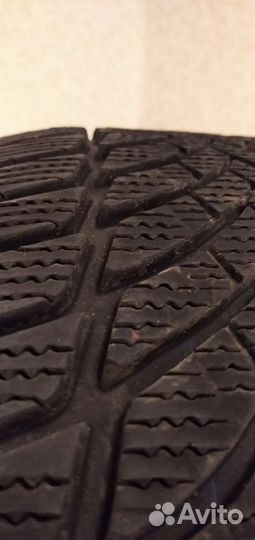 Goodyear UltraGrip 2 235/45 R18 98T