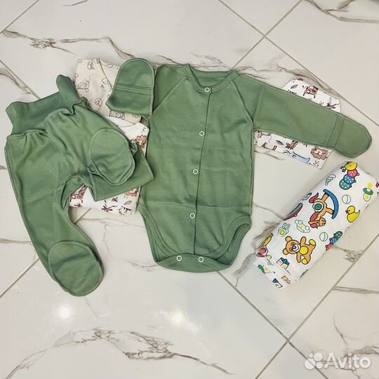 Детский подарочный набор одежды