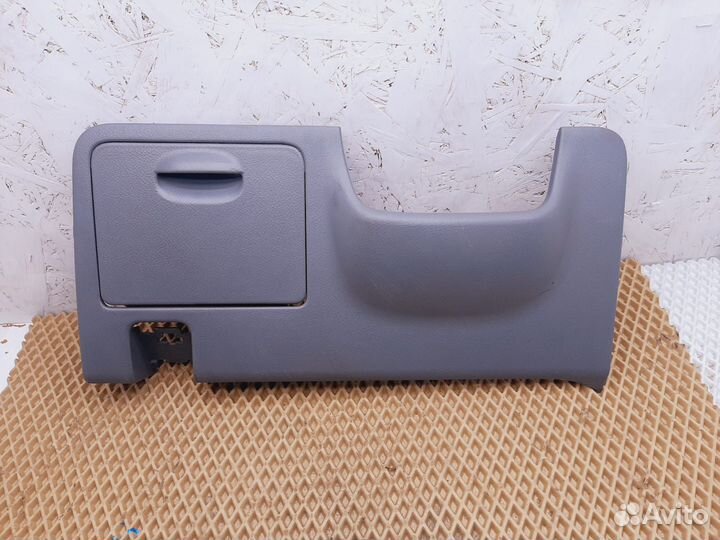 Нижняя накладка торпеды Chevrolet Lacetti