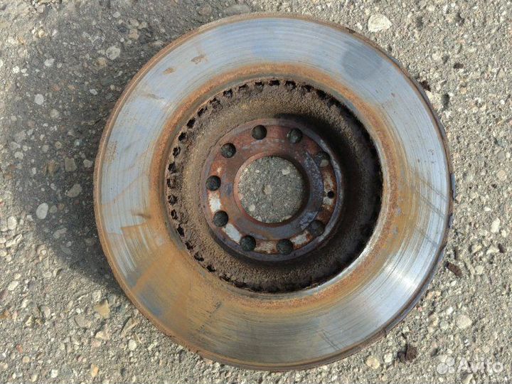 Тормозной диск передний Volkswagen Passat B6 1.9