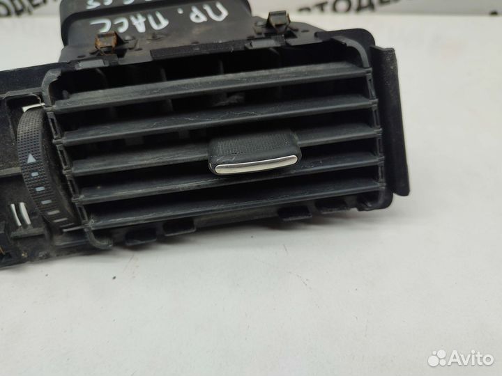 Воздуховод правый Audi A6 (C5) TDI 2001 г.в