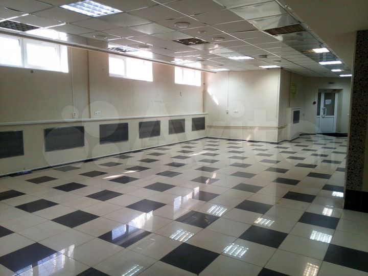 Торговое или Складское помещение, 200 м²