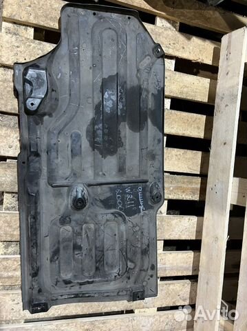 Защита днища задняя левая Mercedes w211