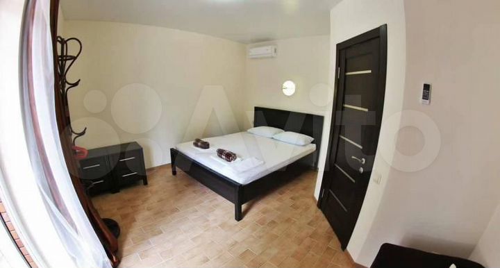 Комната 25 м² в 5-к., 2/3 эт.