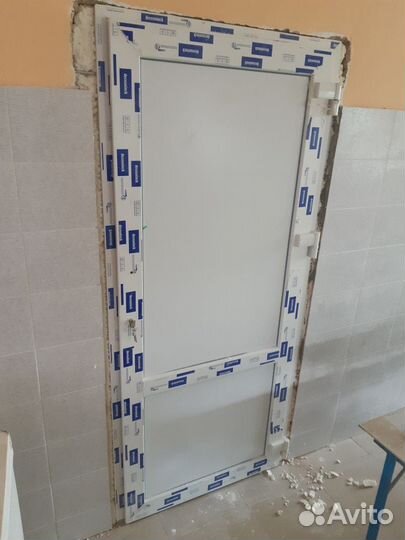 Двери пвх. Пластиковые двери (новые)