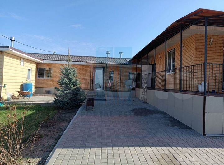 Дом 160 м² на участке 10 сот.