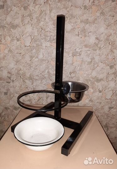 Стойка для кормления животных