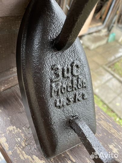 Утюг чугунный старый