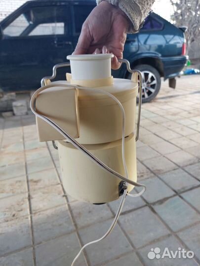 Соковыжималка св-2