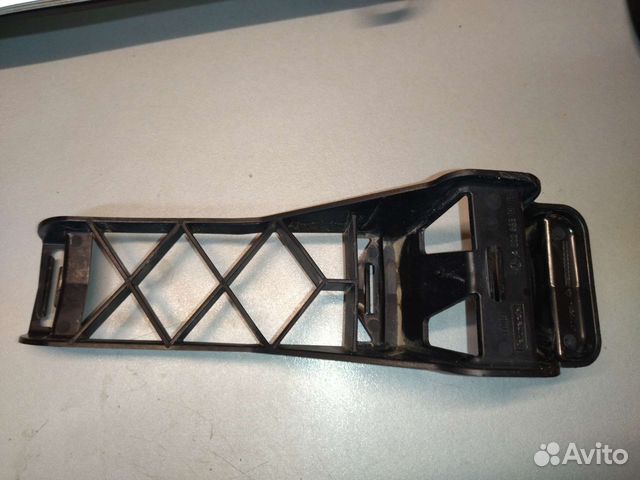 Распорка переднего бампера Mercedes W222