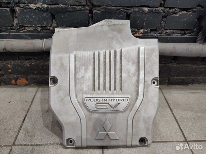 Крышка двигателя передняя Mitsubishi Outlander