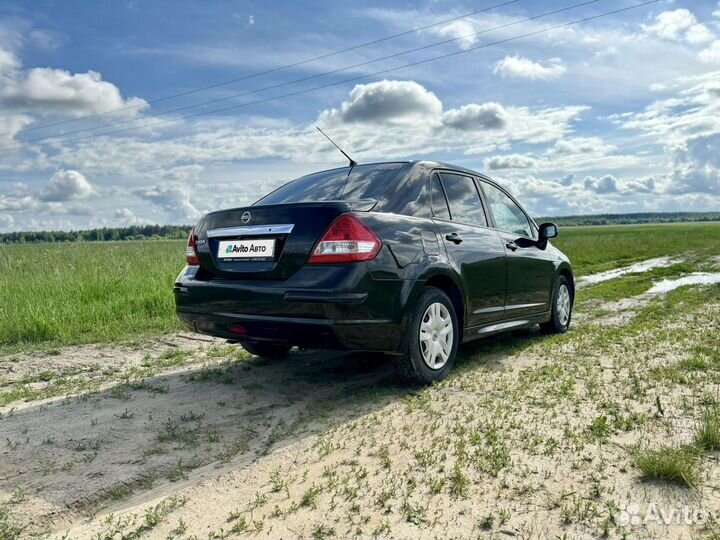 Nissan Tiida 1.6 МТ, 2011, 165 000 км