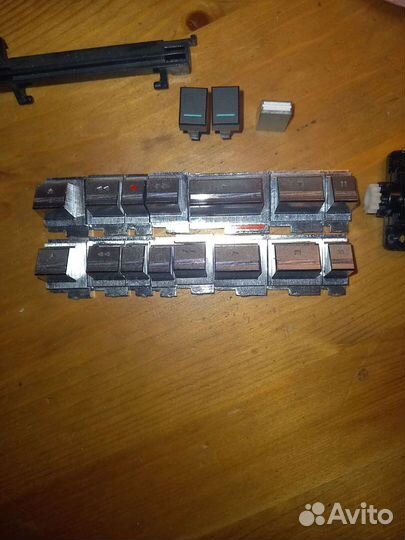 Клавиши (кнопки) магнитолы sharp GF 575