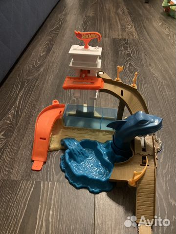 Hot wneels атака Акулы