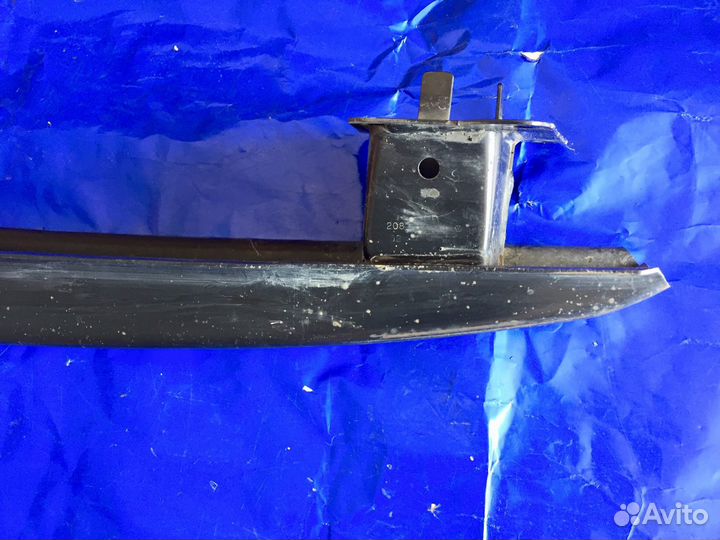 Усилитель заднего бампера Volkswagen Passat B6