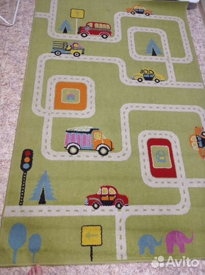 Коврик в детскую