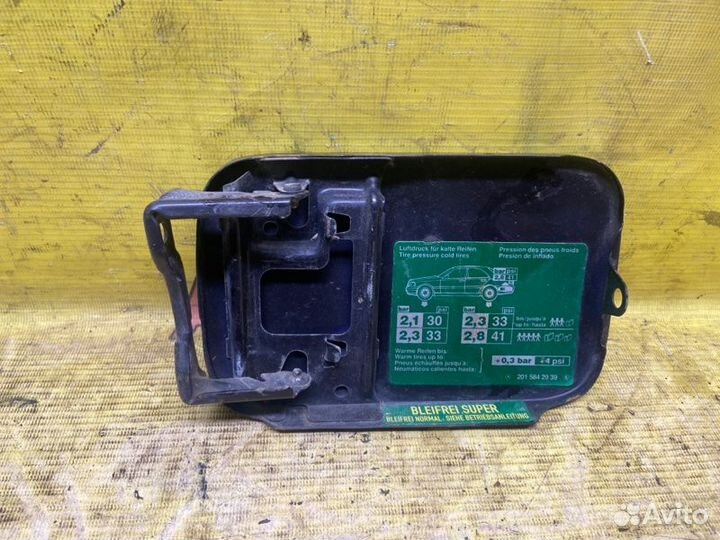 Лючок бензобака Mercedes-Benz C-Class W202 M111