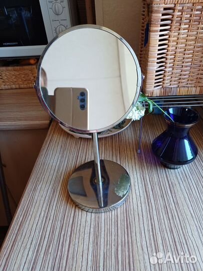 Зеркало настольное