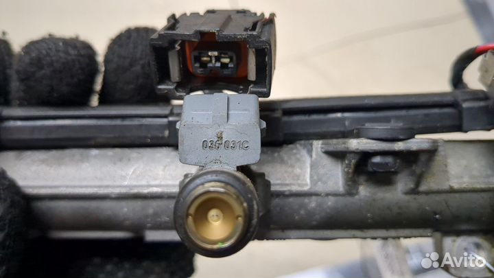 Рампа топливная Volkswagen Golf 4, 1998