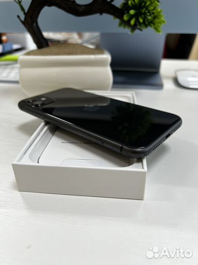 iPhone 11, 128 ГБ