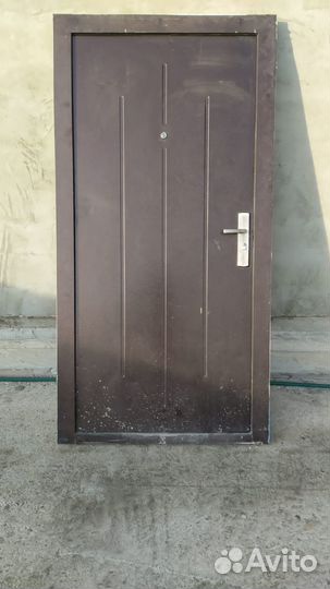 Дверь входная железная бу