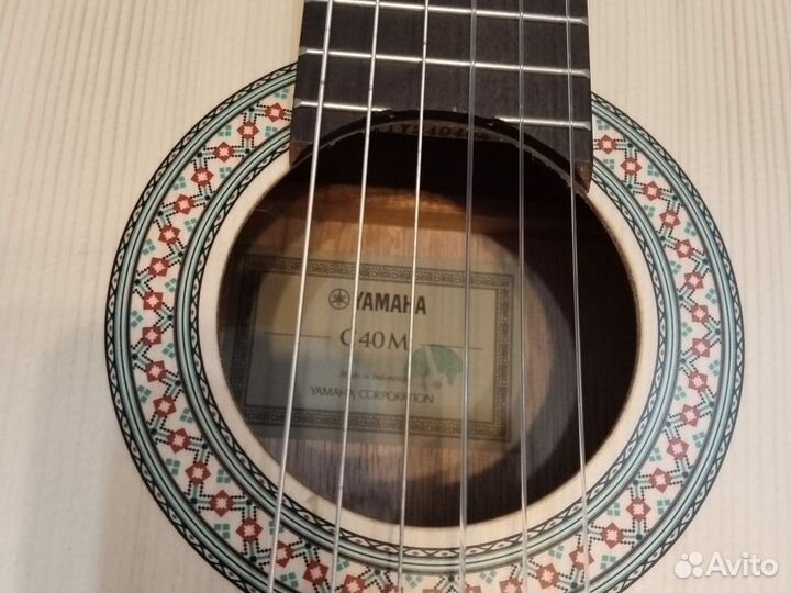Классическая гитара Yamaha C40M 4/4