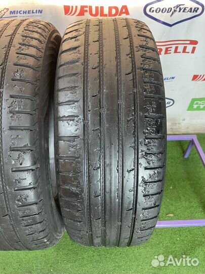 Nokian Tyres Hakka Black 2 SUV 215/65 R16 102V