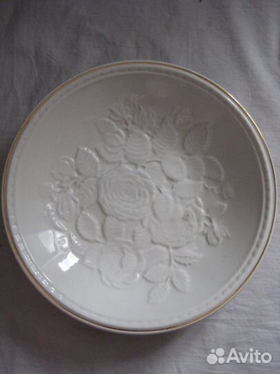 Тарелки из фарфора зик Конаково 2 штуки