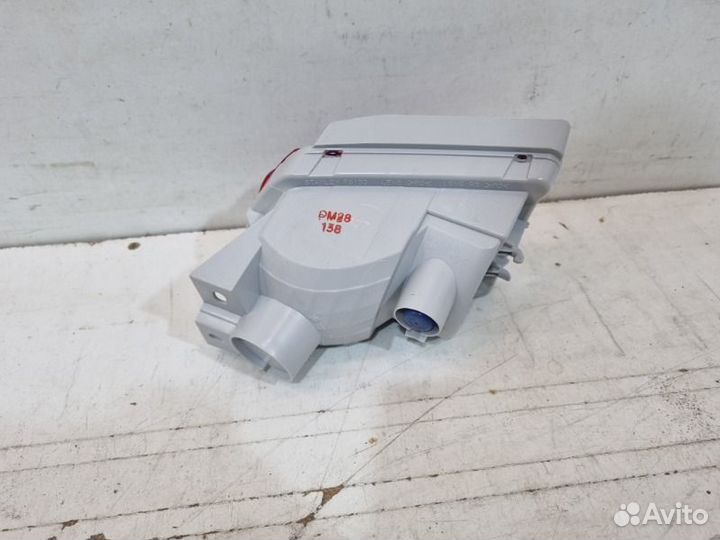 Фонарь противотуманный задний правый Toyota Land