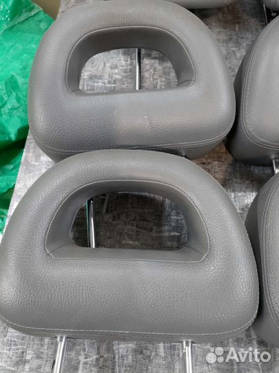 Подголовники крайслер Вояджер караван 4