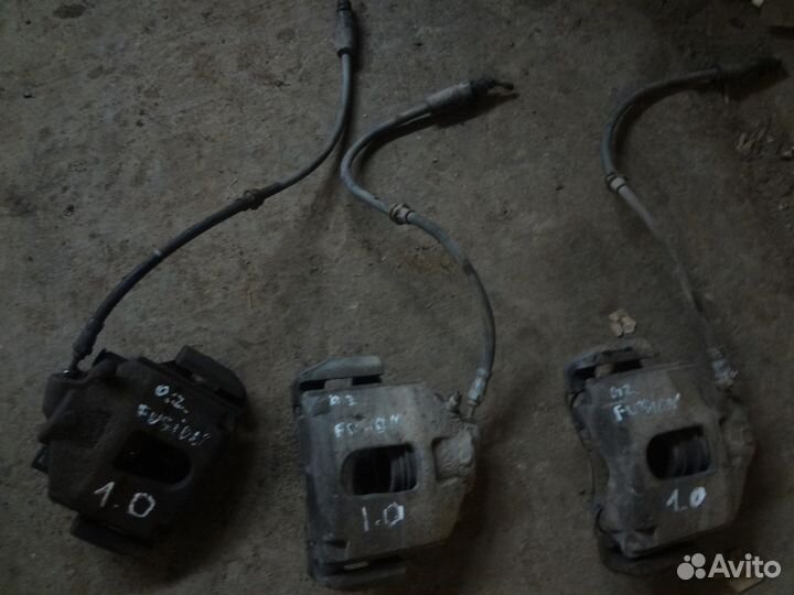 Ford fusion 2002 - 2014 Суппорт тормозной