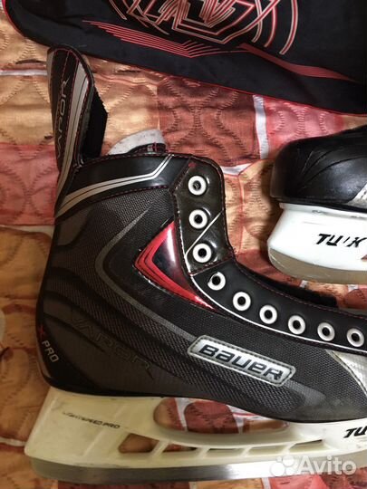 Хоккейные коньки