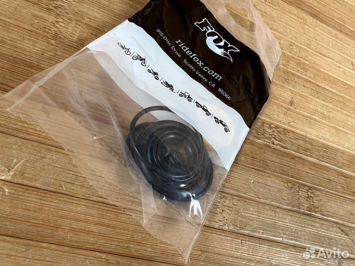 Сервисный набор для амортизаторов - FOX