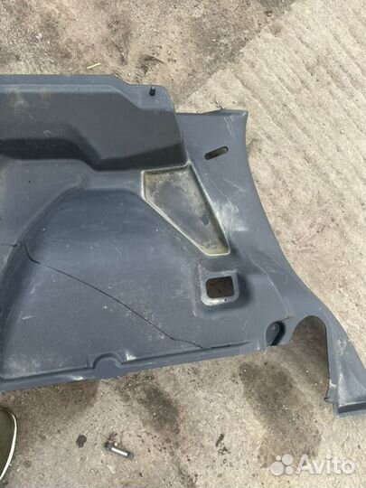 Обшивка багажника левая Mitsubishi Asx