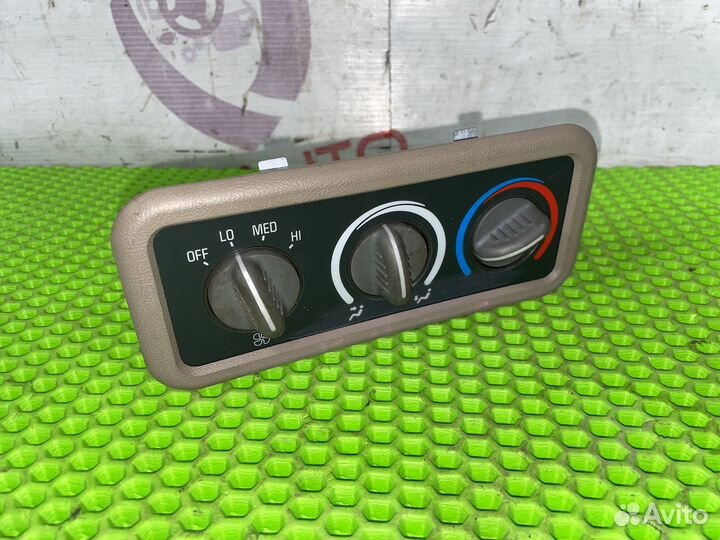 Климат-контроль задний Chevrolet Suburban GMT400
