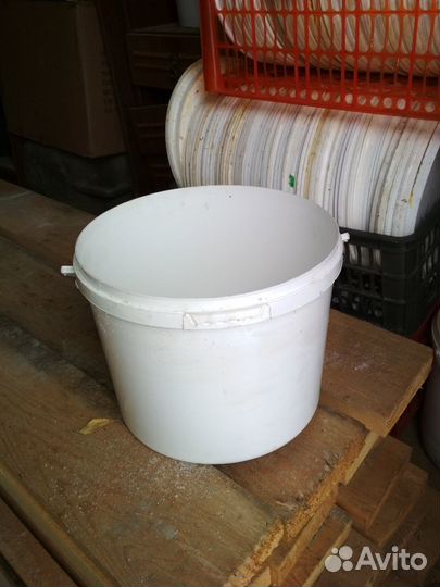 Вёдра пластиковые на 5л.10л