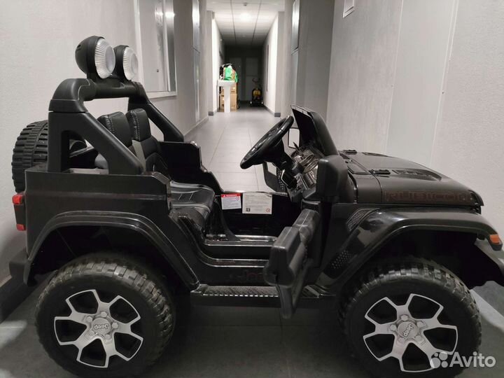 Детский электромобиль джип сафари Jeep