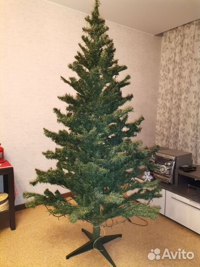 Елка искусственная