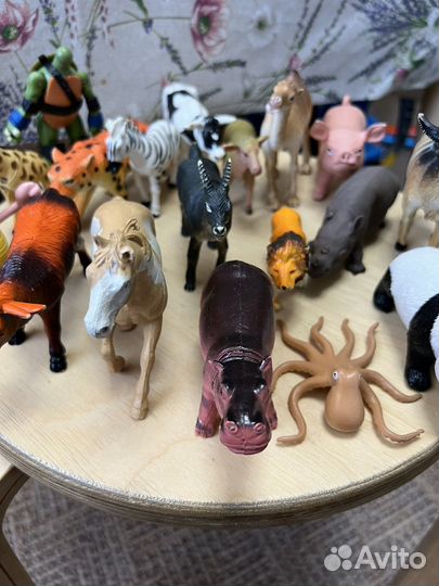 Игрушки фигурки животных Буба